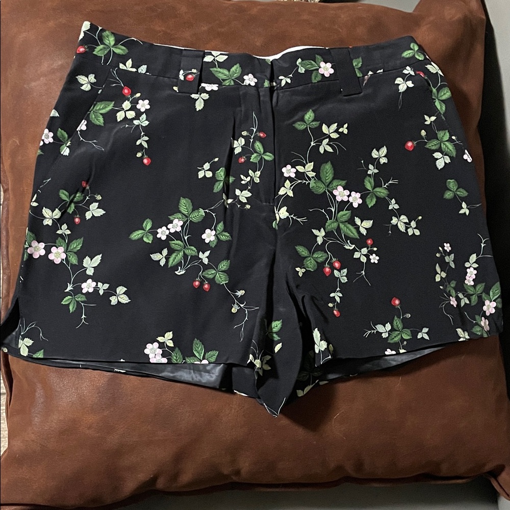 TOPSHOP UNIQUE SILK 100% Floral Black Women's Shorts